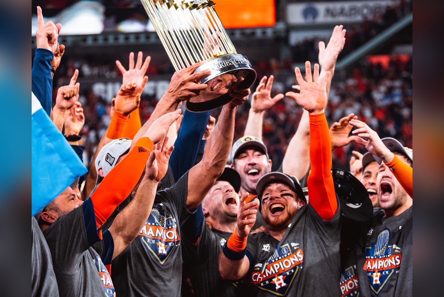 Houston ISD schools to close Monday for Astros victory parade